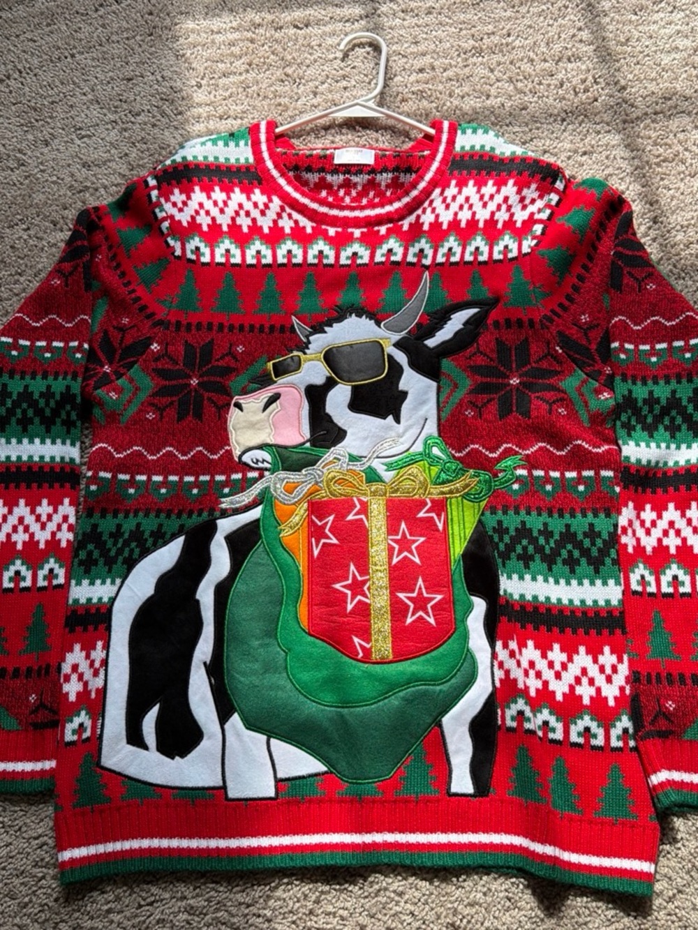 Holiday Time Red & Green Cow Crewneck Sweater